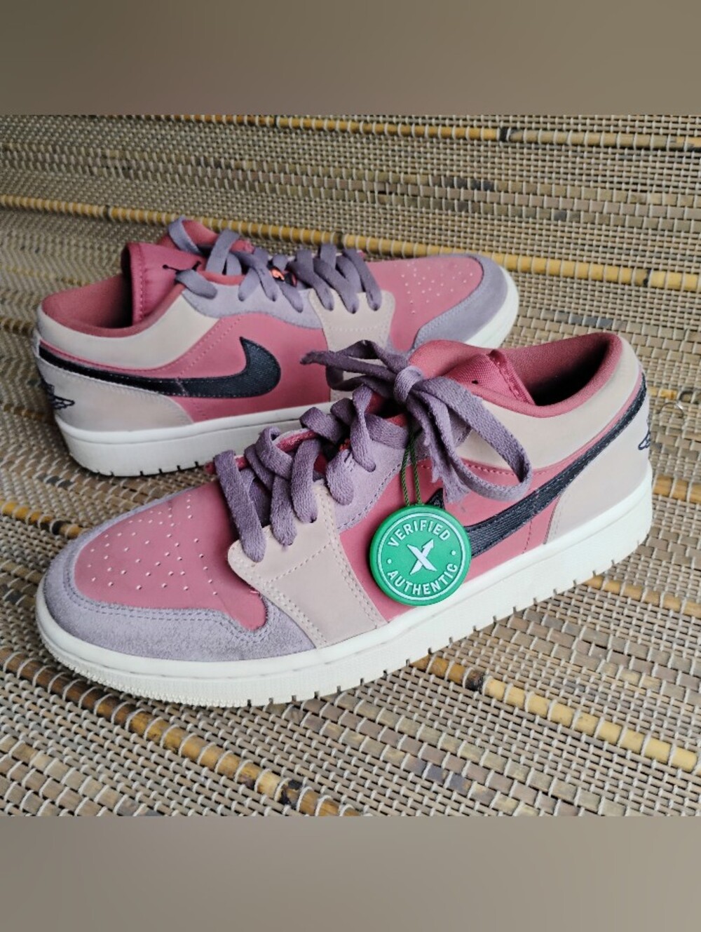 Women's Air Jordan 1 Low Canyon Rust Size 8 - Picture 2 of 13